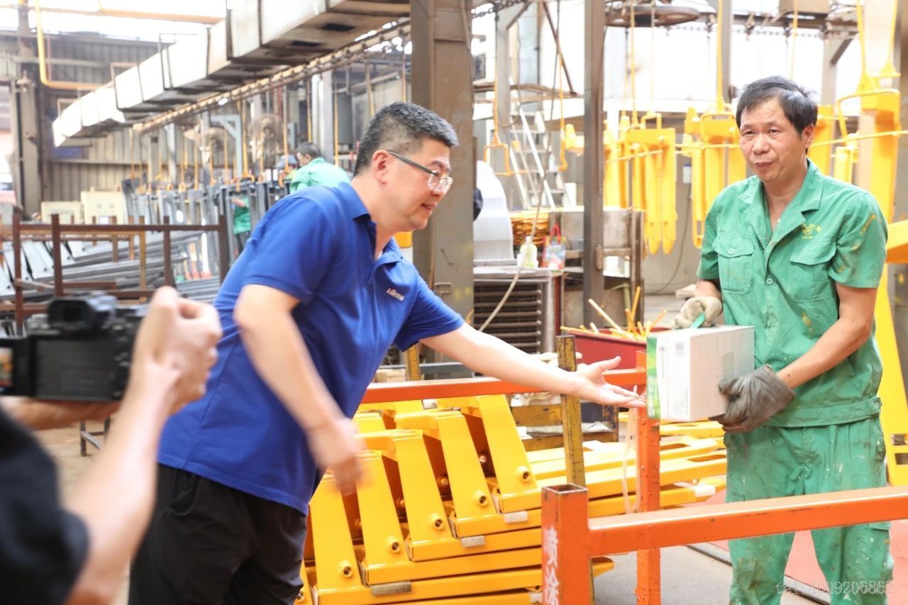 公司領(lǐng)導(dǎo)深入一線慰問員工，傳遞溫暖關(guān)懷(圖3)